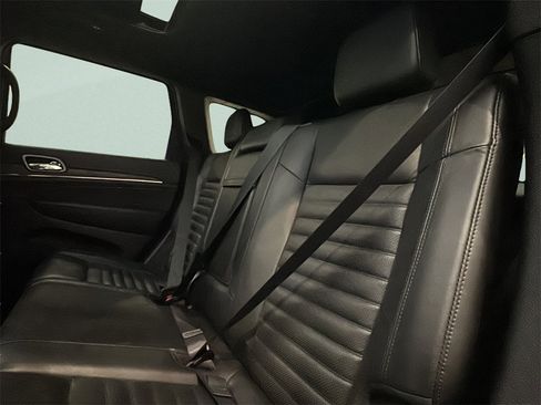 Used 2020 Jeep Grand Cherokee Limited X image 13