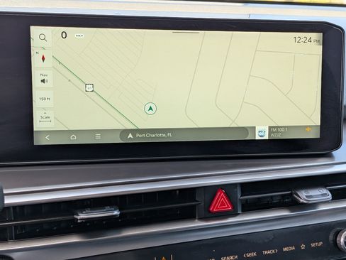 Certified 2025 Kia Sorento S image 38