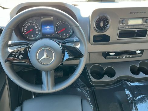 New 2026 Mercedes-Benz Sprinter 2500 image 9