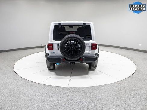 Used 2024 Jeep Wrangler Unlimited Sahara w/ Technology Group image 34