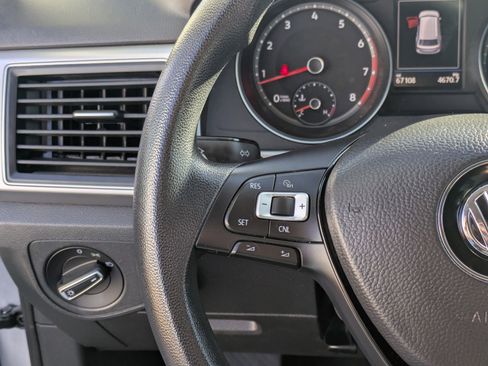 Used 2018 Volkswagen Atlas S image 18