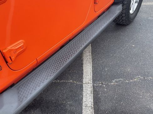 Used 2019 Jeep Wrangler Unlimited Sport S image 10