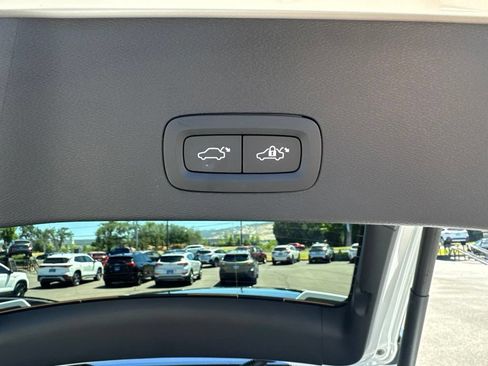 Used 2023 Volvo C40 P8 Recharge Ultimate w/ Protection Package Premier AWD/4WD image 18