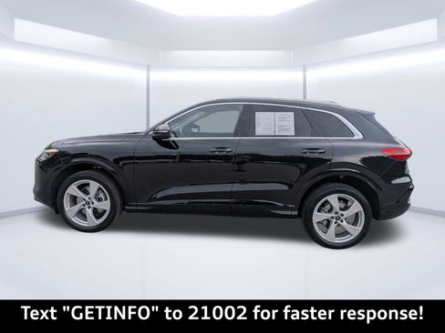 Certified 2025 Audi Q5 Premium Plus w/ Premium Plus AWD/4WD image 7