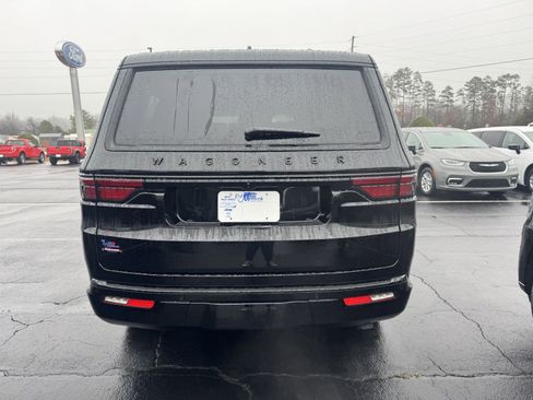 New 2025 Jeep Wagoneer Series II w/ Convenience Group I image 6