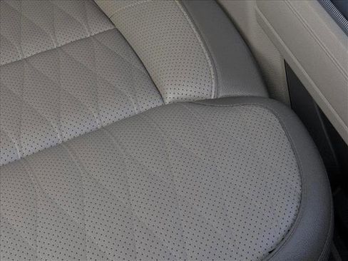 New 2026 Ford F350 Platinum w/ Platinum Plus Package image 16