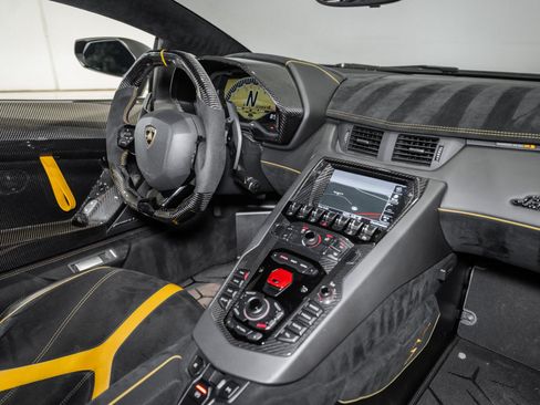 Used 2016 Lamborghini Aventador LP 750-4 Superveloce AWD/4WD image 31