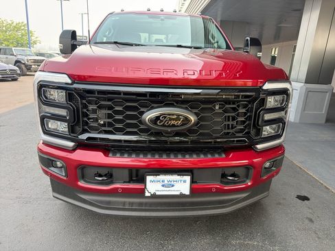 New 2026 Ford F350 Lariat w/ Black Appearance Package AWD/4WD image 2