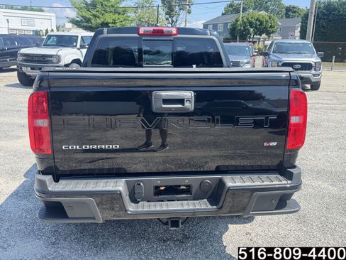 Used 2022 Chevrolet Colorado Z71 AWD/4WD image 6
