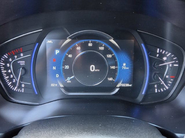 Used 2019 Hyundai Santa Fe SEL FWD image 18