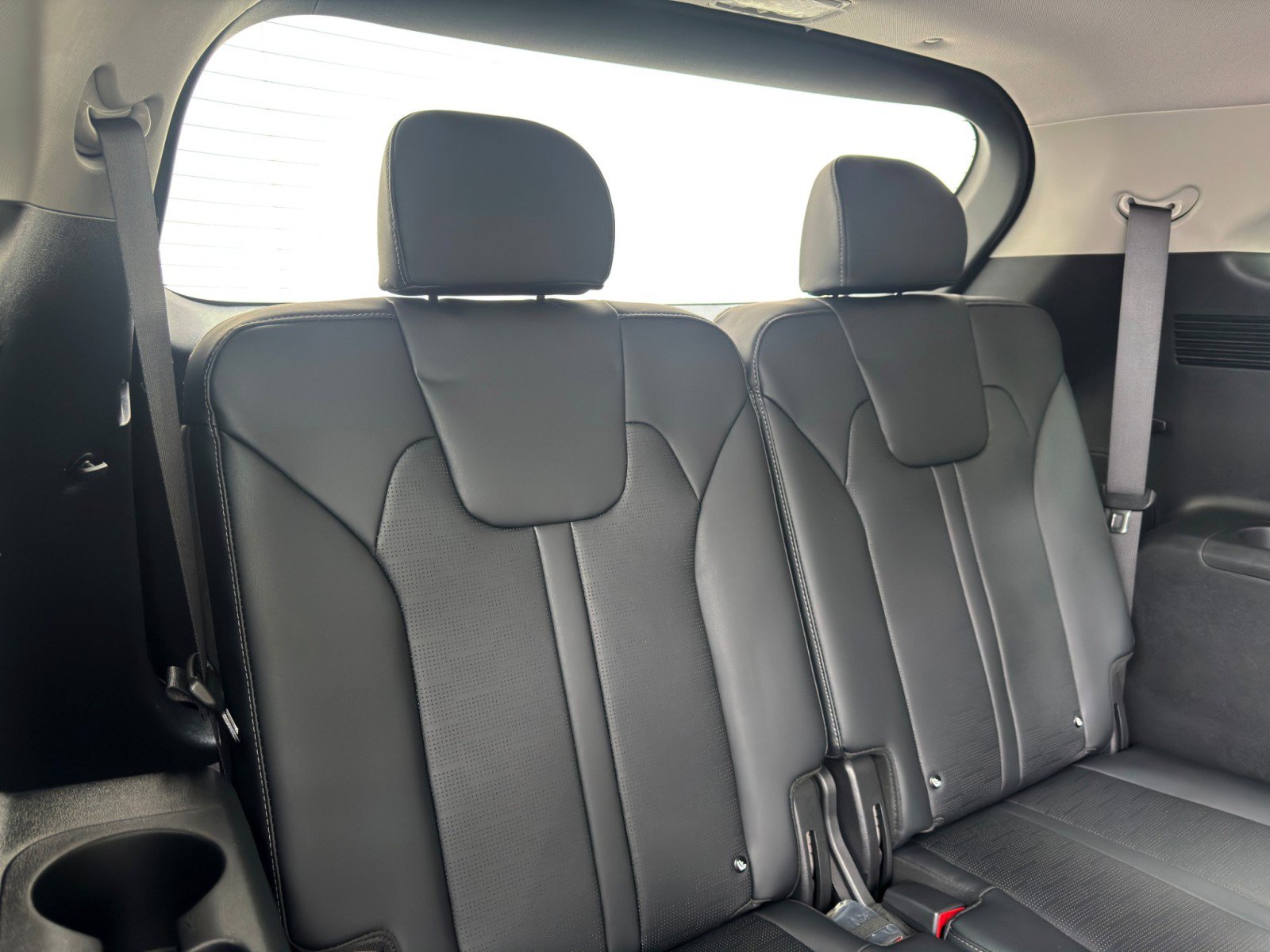 Used 2025 Kia Sorento EX AWD/4WD image 39