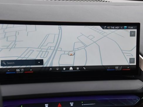 Used 2025 BMW X3 xDrive30i image 3