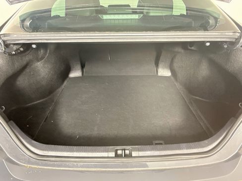 Used 2025 Toyota Camry XLE FWD image 32