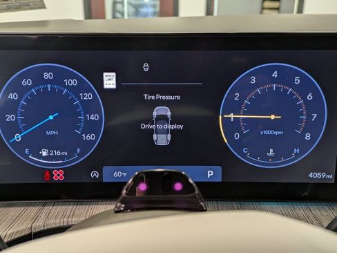 Used 2025 Hyundai Santa Fe Calligraphy image 14