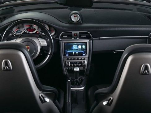 Used 2006 Porsche 911 Carrera S image 16