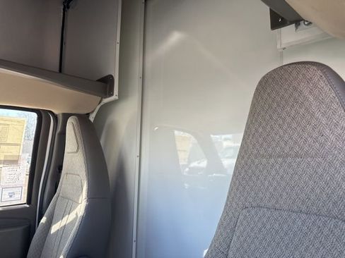 New 2025 Chevrolet Express 4500 w/ Power Convenience Package RWD image 20