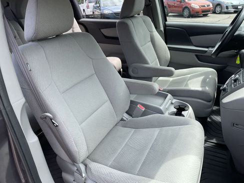 Used 2015 Honda Odyssey LX image 14