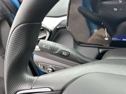 Used 2025 Chevrolet TrailBlazer LT image 18