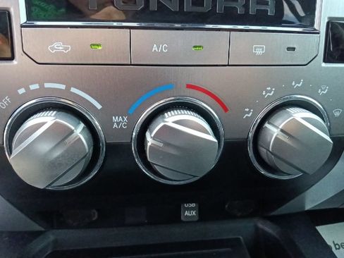 Used 2019 Toyota Tundra SR5 w/ SR5 Upgrade Package RWD image 24