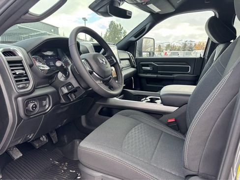 New 2026 RAM 3500 Big Horn AWD/4WD image 15