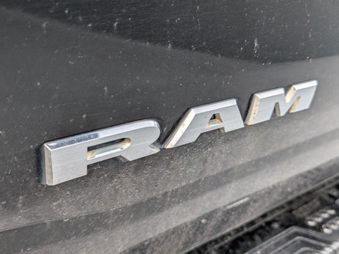 Used 2019 RAM 1500 Big Horn AWD/4WD image 11