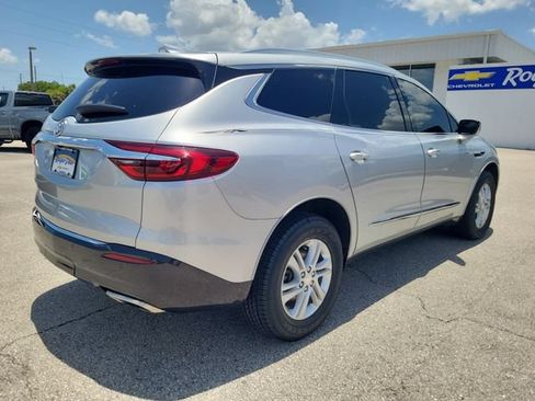 Used 2021 Buick Enclave Essence w/ Sound and Sites Package FWD image 6