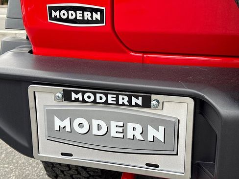 Used 2025 Jeep Wrangler Rubicon image 23