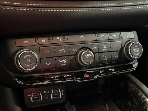 New 2025 Dodge Durango SRT Hellcat w/ Trailer Tow Group IV image 22