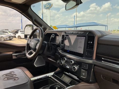 Used 2024 Ford F250 King Ranch w/ Chrome Package image 24