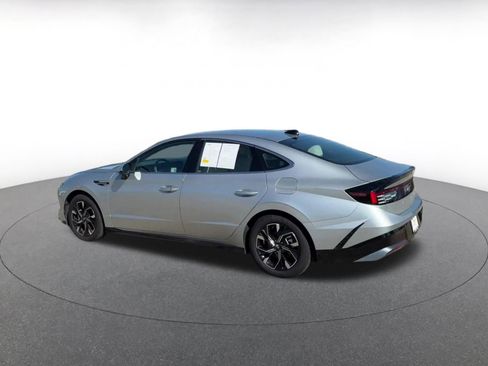 Used 2025 Hyundai Sonata SEL FWD image 8