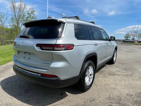 Used 2023 Jeep Grand Cherokee L Laredo AWD/4WD image 3