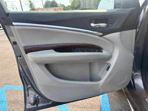 Used 2017 Acura MDX SH-AWD w/ Technology Package image 9