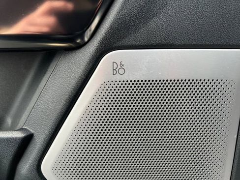 Used 2025 Ford F150 Platinum w/ Equipment Group 702A High image 18