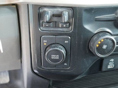 Used 2023 Ford F250 XL w/ F-250 >10K GVWR Package AWD/4WD image 19
