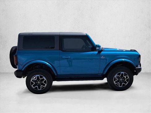 Used 2023 Ford Bronco Outer Banks AWD/4WD image 9