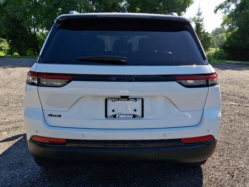 Certified 2023 Jeep Grand Cherokee Altitude AWD/4WD image 5