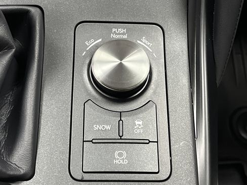 Used 2022 Lexus IS 350 F Sport RWD image 36