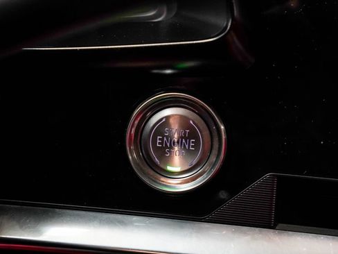 Used 2023 Chevrolet Corvette Stingray w/ Z51 Performance Package image 35