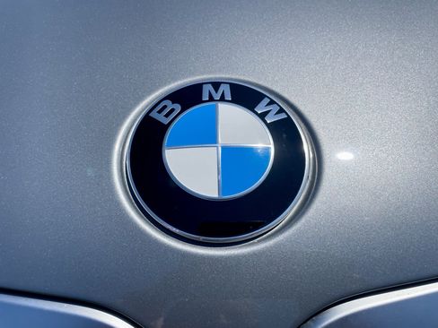 Used 2024 BMW X7 xDrive40i w/ Premium Package AWD/4WD image 36
