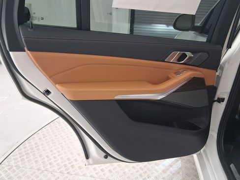 New 2026 BMW X7 xDrive40i image 28