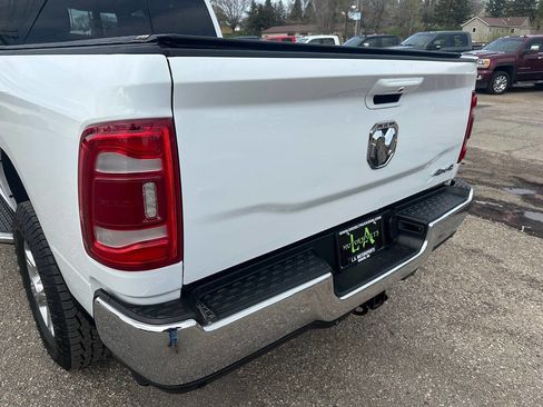 Used 2021 RAM 2500 Big Horn w/ Level 2 Equipment Group AWD/4WD image 23
