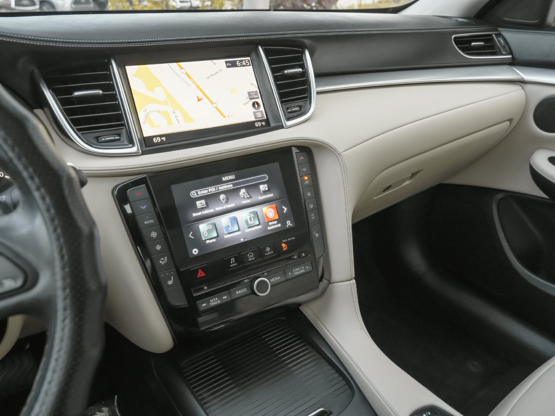 Used 2020 INFINITI QX50 Luxe w/ Navigation Package FWD image 6