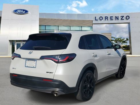 Used 2023 Honda HR-V Sport image 5