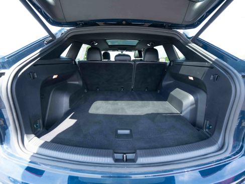 Used 2021 Volkswagen Atlas Cross Sport SE w/ Panoramic Sunroof Package FWD image 28