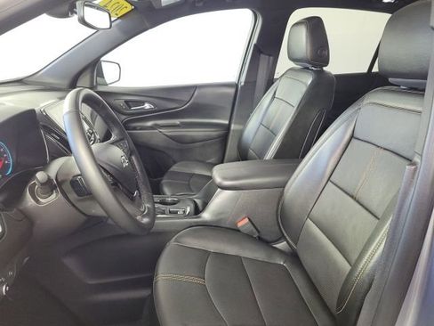 Used 2024 Chevrolet Equinox Premier AWD/4WD image 2