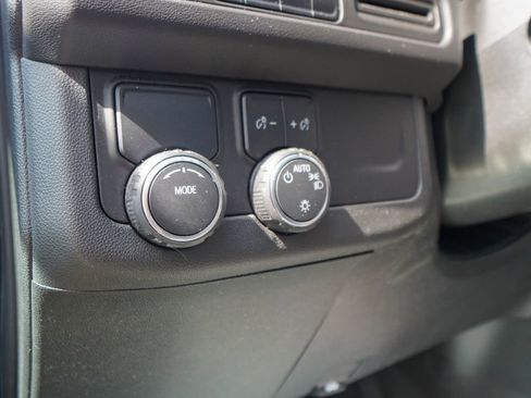 Used 2023 Chevrolet Suburban RST w/ Luxury Package image 21