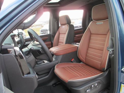 New 2026 GMC Sierra 2500 Denali Ultimate image 12