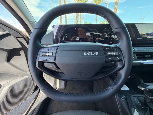 Certified 2025 Kia K4 EX FWD image 20