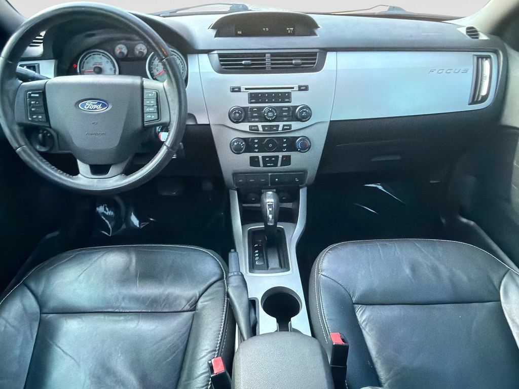 Used 2010 Ford Focus SEL FWD image 16