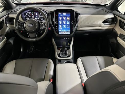 Used 2025 Subaru Forester Limited image 26